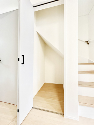 ���[�@�p���g���[�����r���O���[�t���I���p�i��H�i�̃X�g�b�N�ȂǃX�b�L�����[�ł��܂��B