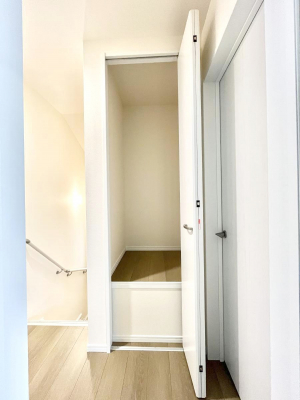 ���̑����ρ@�ݔ���A�������L�����[�B�|�������G�߂̏��������[���邱�Ƃ��ł��܂��B