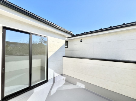 �o���R�j�[�@������̍L�X�o���R�j�[�Ő��󕨂₨�z�c�������Ղ�C�����悭�����܂��ˁB