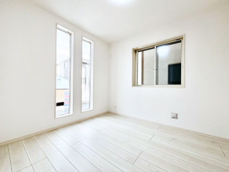 �Q���@�����`Bed Room�`�@�������������̂��ˌ��Ẵ����b�g�ł��B���Ƒ������������ƂŎ苷�Ɋ����Ă����Z�܂����ˌ��Ăł͊e�����v���C�o�V�[��ۂ��Ƃ��ł��܂��B�Z�܂��ɂ�Ƃ肪���܂�S�������b�N�X�ł��܂���