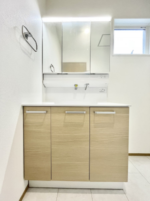 ���ʑ�E���ʏ��@�傫�����₷���O�ʋ��Ő�����������ʑ�́A�g�����Ȃ݃`�F�b�N�┧�̂������ɂ������߂ł��B 