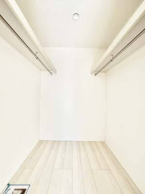 ���̑��@�ߗނ��n���K�[�Ɋ|�����܂܎��[�ł���WIC�B�ߗނ̐������ڂ����₷���ĕ֗��ł��I