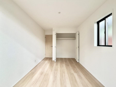 �q�������@�q�������ɂ��������߂Ȏ��[�X�y�[�X�����Ղ�̋���