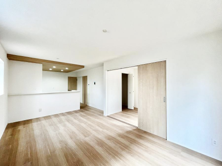 ���r���O�@�i�`�������e�C�X�g�̗D�����_�炩���F�g���̃t���[�����O���f�G�ȃ��r���O�ł��ˁB