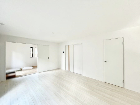 ���r���O�@�Ƒ��c���̎��Ԃ����������Ȃ��났�̃��r���O�_�C�j���O�B