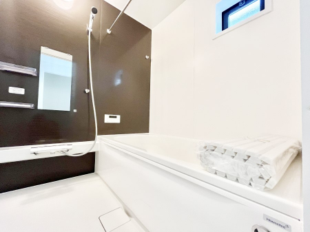 �����@����̔�������Ă���閾�邢�������̂���o�X���[��