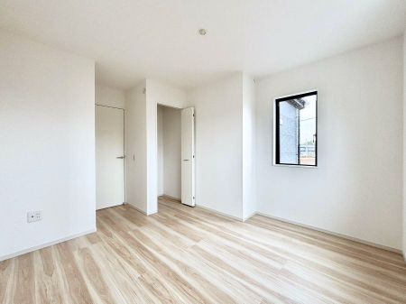 �q�������@�q�������ɂ��������߂Ȏ��[�X�y�[�X�����Ղ�̋���