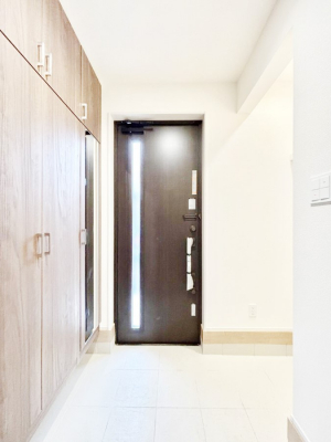 ���ց@�������P�������`Entrance�`�@�Ƃ̒��ł��q�l���}����ŏ��̏ꏊ�ł��錺�ւ́A�Ƃ̈�ۂ��̂��̂ł��I�L�x�Ȍ��֎��[�ŁA����Y��ɕۂ��Ƃ��o���܂��􌺊ւɂ͂����Ղ���[�̉��ʔ��������I