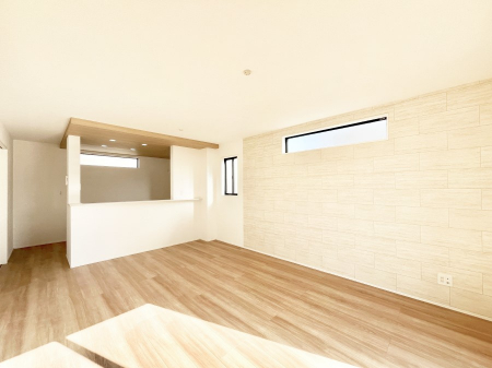 ���̑����ρ@�Ƒ������R�ƏW�܂�e���̃X�y�[�X�ɂȂ肻��