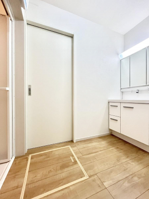 ���̑��@�������̂�����K��Ԃł��B�����̐g�x�x���C�����ǂ����g�������܂��B 