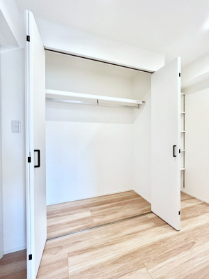 ���[�@�m���N���[�[�b�g�B���s��������̂Ō���̈ߗނ�����������[�ł��܂��B