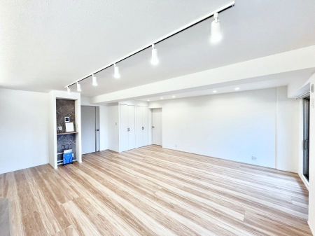 ���̑����ρ@�؂̉����肪�₳�����t���[�����O�͈��炬�������炷�Z���