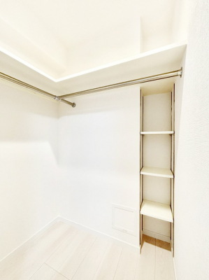 ���̑��@�ߗނ��n���K�[�Ɋ|�����܂܎��[�ł���WIC�B�ߗނ̐������ڂ����₷���ĕ֗��ł��I