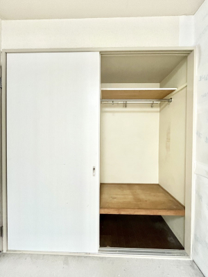 ���[�@�����Ղ�̎��[�X�y�[�X�ł��ł��Z��Ԃ��X�b�L���ۂĂ���