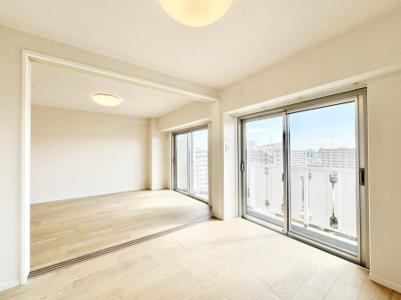 ���̑����ρ@�����`Bed Room�`�@�o���R�j�[����̍̌��Œ����X�b�L���ڂ��o�߂����ł��ˁI���₩�Ȍ����������ގ����ɂ́A���₩�Ȏ��Ԃ�����܂��B�x���ɂ́A������������ԂŎ����̎���y���ނ̂͂������ł����B