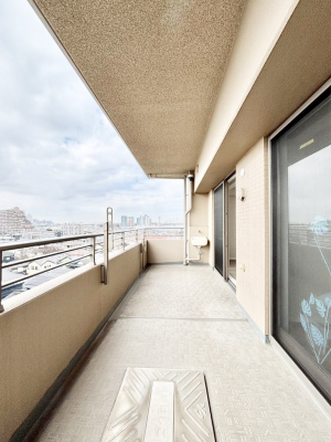 �o���R�j�[�@�����`Balcony�`  �o���R�j�[�͉������z���������݁A���z�c����󕨂��C�����悭�������Ƃ��ł��܂��B�g���₷���J���I�ȃo���R�j�[�ł����z�����������Ղ�~�蒍���A�o���R�j�[�t���Z�܂��B  