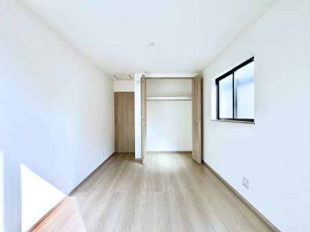 �q�������@�q�������ɂ��������߂Ȏ��[�X�y�[�X�����Ղ�̋���