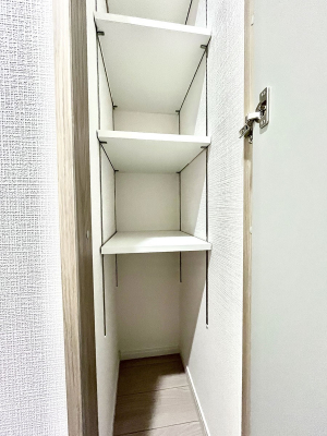 ���̑����ρ@�L�����[�B�|�������G�߂̏��������[���邱�Ƃ��ł��܂��B