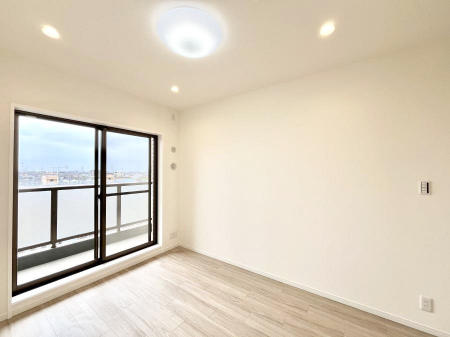 ���̑����ρ@�o���R�j�[���J�������v���X���Ă����m��  