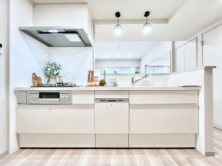 �L�b�`���@�H��@�E�򐅊�E�R�c���R�����Ȃǃf�U�C�������@�\�������˔������V�X�e���L�b�`���I