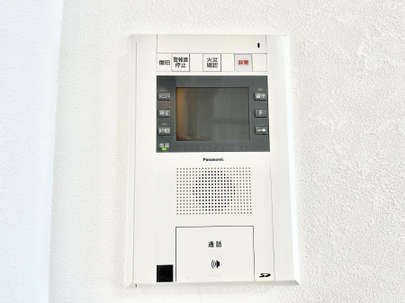 ���̑����ρ@��z���v�������Ă���ߔN�ł�TV���j�^�[�t���Ŗh�Ɩʂ����S�ł��B