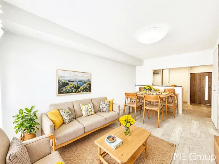 ���r���O�@�������������͋C�̂k�c�j�͉Ƒ��݂�Ȃ̉��K��ԁ��Ƌ��CG�ł�