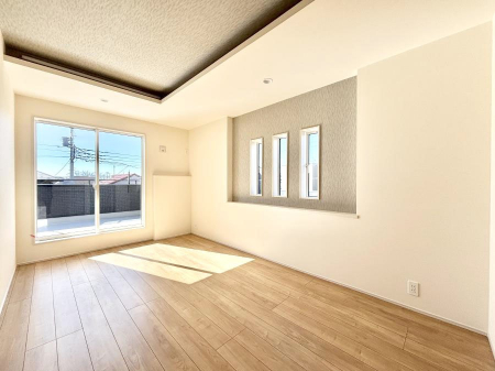 ���̑����ρ@�������P�������`Bed Room�`  �u��������������l�v�Ƃ��v�w�ł�����肭�낰��Q���B�����̉Ǝ��₨�d���ɔ�ꂽ���̓t�J�t�J�̃x�b�g�Ŗ�����Ă��������B�e���r��{�I�������Ă����K�ȍL����������