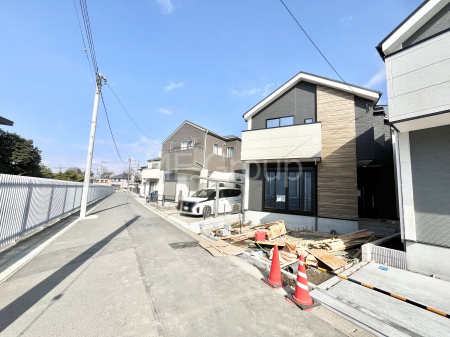 ���n�O�ώʐ^�@���ʂ��̗ǂ��ƂƂ��ɁA�X���݂ɊJ������^���Ă���܂��B 