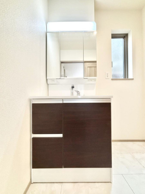 ���ʑ�E���ʏ��@�傫�����₷���O�ʋ��Ő�����������ʑ�́A�g�����Ȃ݃`�F�b�N�┧�̂������ɂ������߂ł��B 