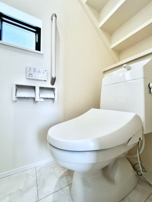 �g�C���@������C�������`Toilet�`�@�Y��E�X�b�L���E���K�ȃE�H�V�����b�g�t�g�C���ł��낰���Ԃł��B�̌������薾�邭�A���K��ԂƂȂ��Ă���܂��������g���ꏊ�����炱���̔z���ł��I