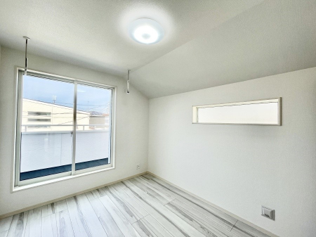 ���̑����ρ@���邢�o���R�j�[�T�C�h�ɗm����ݒu�B�ڊo�߂̗ǂ��Q���ɁB