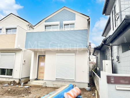 ���n�O�ώʐ^�@�������ꂽ�O�ρA�㎿�ȏZ��Ԃ��L���鎺���͉i�����S���ĉ߂�����Z���ł��B