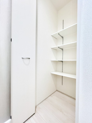 ���̑����ρ@�L�����[�B�|�������G�߂̏��������[���邱�Ƃ��ł��܂��B