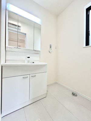 ���ʑ�E���ʏ��@�傫�����₷���O�ʋ��Ő�����������ʑ�́A�g�����Ȃ݃`�F�b�N�┧�̂������ɂ������߂ł��B 