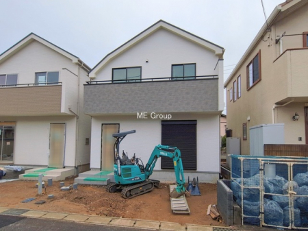 ���n�O�ώʐ^�@��B�������`Exterior�`�@�ՐÂȏZ��n�Ŏq��ĉƑ��Ƀs�b�^���B�����̂��U�������K�ȗ΂Ɍb�܂ꂽ�G���A�ŁA���R�ɕ�܂ꂽ���₩�ȕ�炵���������邽�߂́A��Ƃ肠��Z���������Ă��܂��B