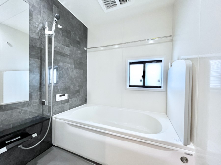 �����@����̔�����₷��؂ȃo�X�^�C���B�������Ƃ����C���y����Ŕ����Ƃ肽���ł��ˁI  