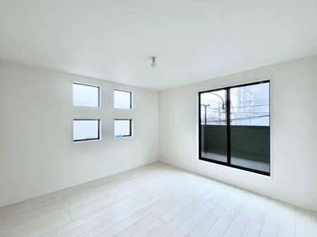 �Q���@���邢�o���R�j�[�T�C�h�ɗm����ݒu�B�ڊo�߂̗ǂ��Q���ɁB