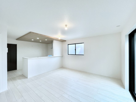 ���̑����ρ@�Ƒ������R�ƏW�܂�e���̃X�y�[�X�ɂȂ肻��