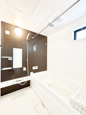 �����@����̔�������Ă���閾�邢�������̂���o�X���[��