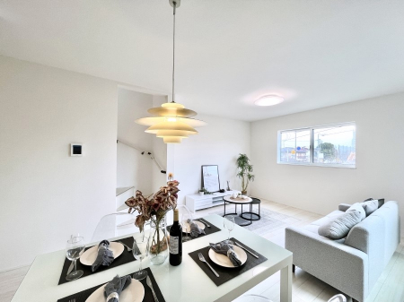 ���̑����ρ@�Ƒ������R�ƏW�܂�e���̃X�y�[�X�ɂȂ肻��