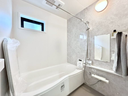 �����@����̔�����₷��؂ȃo�X�^�C���B�������Ƃ����C���y����Ŕ����Ƃ肽���ł��ˁI  