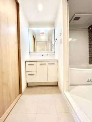 ���ʑ�E���ʏ��@������������ʉ��ώ��Œ��̐g�x�x�����K  