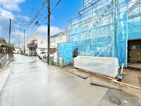 ���n�O�ώʐ^�@�^�]�̋��ȕ������S�̑O���B���N���N���ԁB 