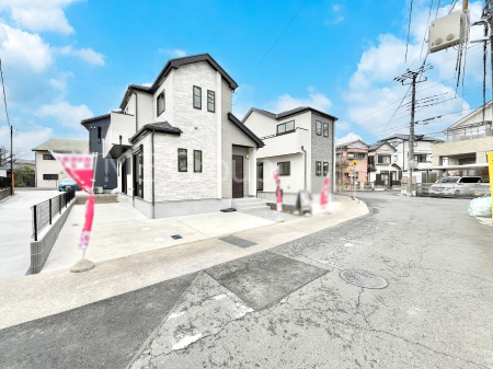 ���n�O�ώʐ^�@�O�ρ`Exterior�`�@�O�ʓ��H�F�k�� 5.9m �����@�O�ʓ��H�͊ՐÂȏZ��n���͂���Ԓʂ�̏��Ȃ����H�B���Ԃ̏o��������炭�炭�ł��I���s���_�E���n���w�̂���]�́A���C�y�ɂ��₢���킹���������I  