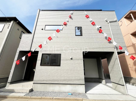 ���n�O�ώʐ^�@�O�ρ��Q�������`Exterior�`�@�������ː��u�O���v�w�k��8���I�w�߂̗��֐��ƖL���Ȏ��R�����󂷂�Z���̂��ƁA�ʂ�L���ȉ��K�ȕ�炵�͉Ƒ����Ί�ɂ��Ă��ꂻ���ł��B