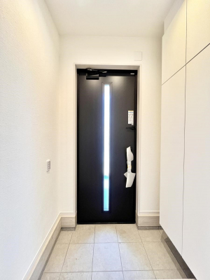 ���ց@�������Q�������`Entrance�`�@�Ƃ̒��ł��q�l���}����ŏ��̏ꏊ�ł��錺�ւ́A�Ƃ̈�ۂ��̂��̂ł��I�L�x�Ȍ��֎��[�ŁA����Y��ɕۂ��Ƃ��o���܂��􌺊ւɂ͂����Ղ���[�̉��ʔ��������I