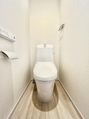 �g�C���@�������Q�������`Toilet�`�@�������̂��鐅����g�C���̓E�H�V�����b�g�t���ł����g�C���͖����g�킴��𓾂Ȃ����́B����������ۂ������ł��ˁB�g�C����2��������̂Œ��̍��G���ɕ֗��ł��I