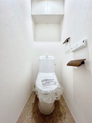 �g�C���@�����`Toilet�`�@�Y��E�X�b�L���E���K�ȃE�H�V�����b�g�t�g�C���ł��낰���Ԃł��B�g�C���͖����g�킴��𓾂Ȃ����́B����������ۂ������ł��ˁB�g�C����2��������̂Œ��̍��G���ɕ֗��ł��I