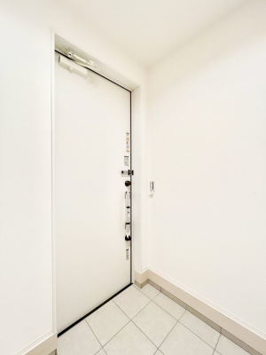 ���ց@�����`Entrance�`�@�Ƃ̒��ł��q�l���}����ŏ��̏ꏊ�ł��錺�ւ́A�Ƃ̈�ۂ��̂��̂ł��I�L�x�Ȍ��֎��[�ŁA����Y��ɕۂ��Ƃ��o���܂��􌺊ւɂ͂����Ղ���[�̉��ʔ��������I