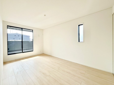 �Q���@�����`Bed Room�`�@�������������̂��ˌ��Ẵ����b�g�ł��B���Ƒ������������ƂŎ苷�Ɋ����Ă����Z�܂����ˌ��Ăł͊e�����v���C�o�V�[��ۂ��Ƃ��ł��܂��B�Z�܂��ɂ�Ƃ肪���܂�S�������b�N�X�ł��܂���